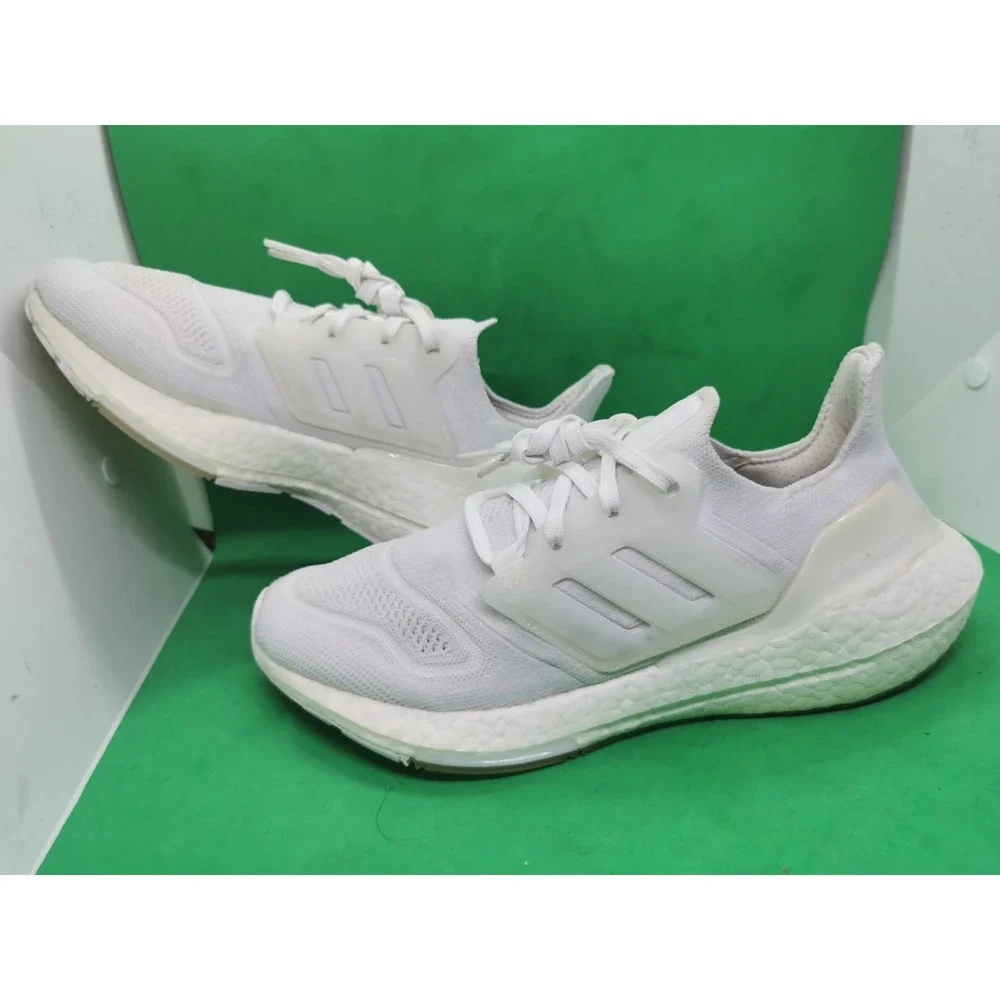 Adidas Ultraboost 22 Women's Cloud White/Cloud White/Crystal White Size  8